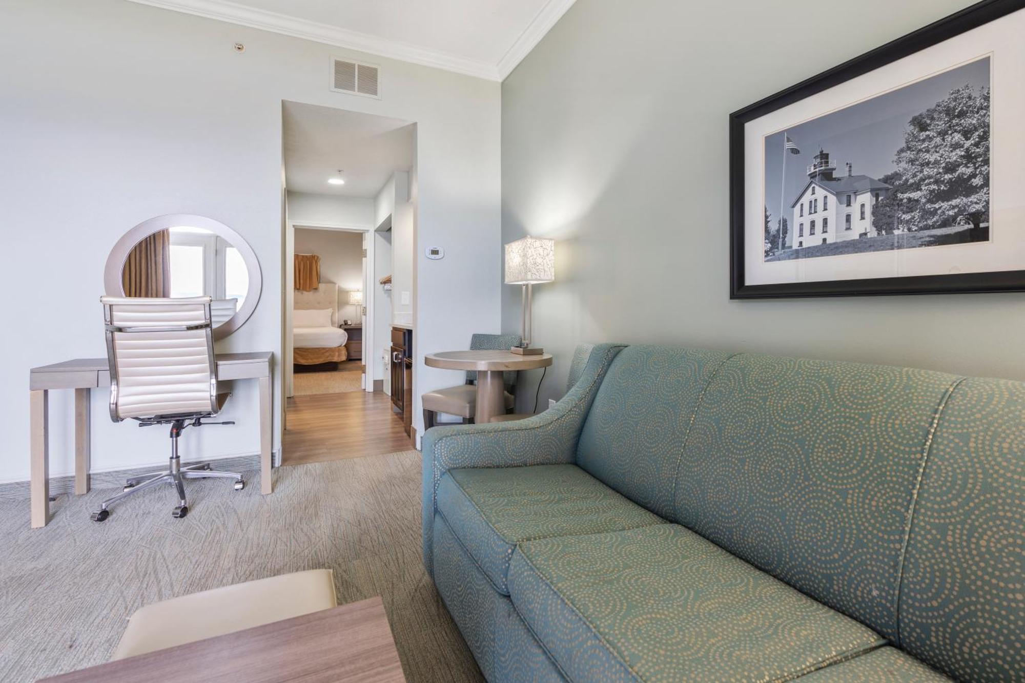 Cherry Tree Inn & Suites Traverse City Ngoại thất bức ảnh