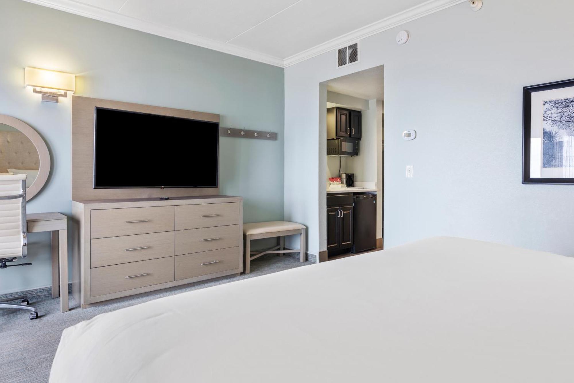 Cherry Tree Inn & Suites Traverse City Ngoại thất bức ảnh