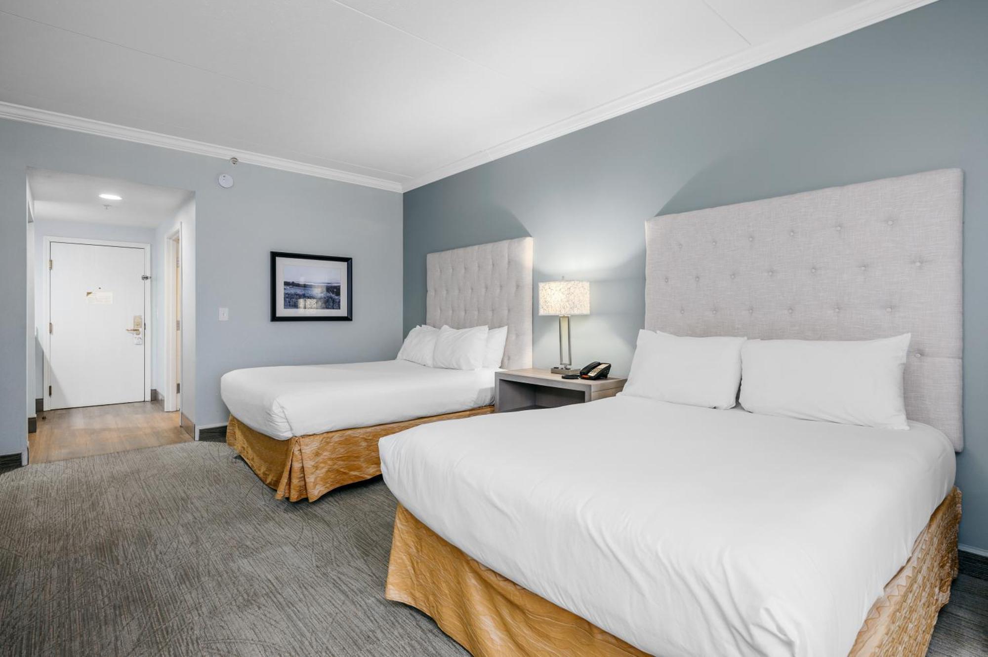 Cherry Tree Inn & Suites Traverse City Ngoại thất bức ảnh